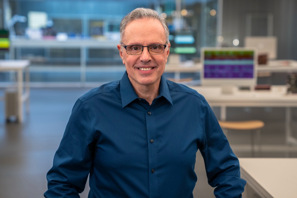 Johny Srouji passe au poste de directeur matériel (Image : Apple)